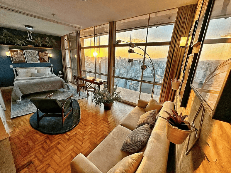 31° Andar: pôr do sol com AC + decor e conforto!